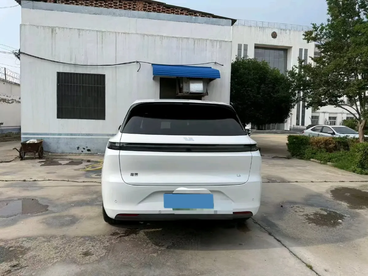 2024 Li L6 Range Extended 154HP L4 REEV 36.8KWH,autocango,china used car exporter,china ev exporter,chinese used car exporter,chinese used ev exporter
