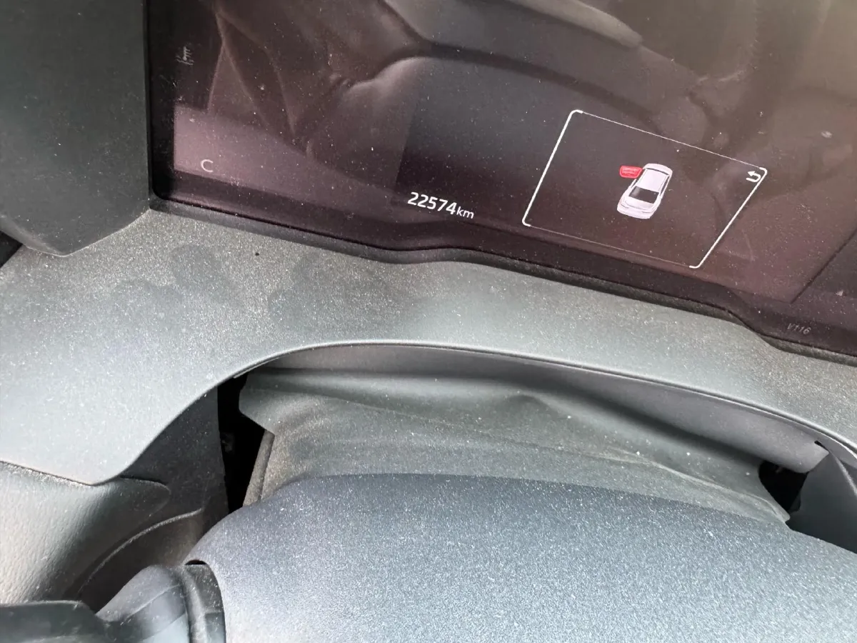2024 Toyota Camry 2.0L 173HP L4 CVT,autocango,china used car exporter,china ev exporter,chinese used car exporter,chinese used ev exporter