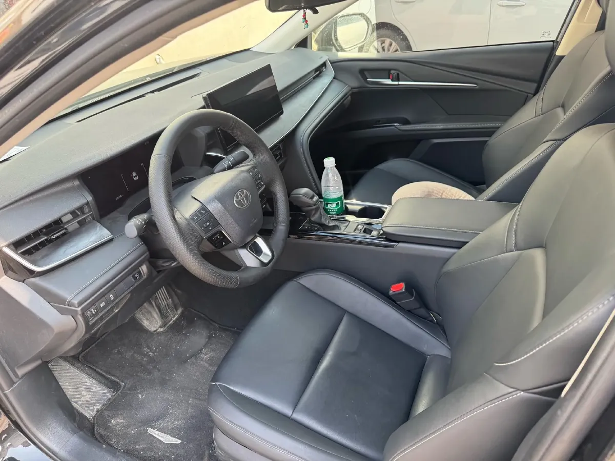 2024 Toyota Camry 2.0L 173HP L4 CVT,autocango,china used car exporter,china ev exporter,chinese used car exporter,chinese used ev exporter