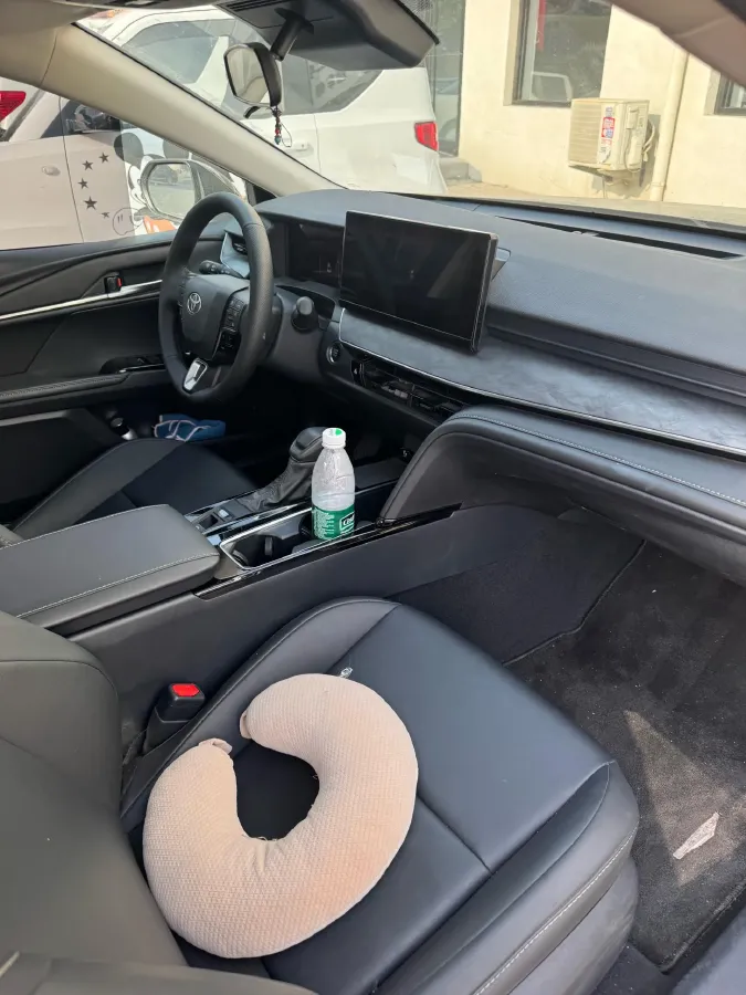 2024 Toyota Camry 2.0L 173HP L4 CVT,autocango,china used car exporter,china ev exporter,chinese used car exporter,chinese used ev exporter