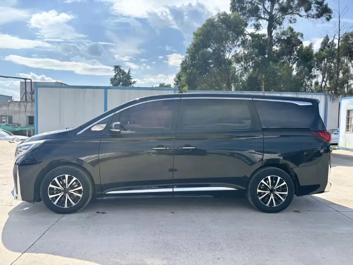 2023 GAC Trumpchi M8 2.0T 252HP L4 8AT,autocango,china used car exporter,china ev exporter,chinese used car exporter,chinese used ev exporter