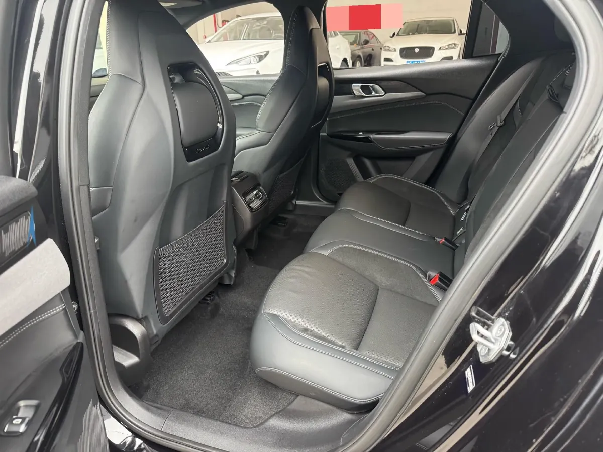 2022 LYNK&CO 03 2.0T 190HP L4 7DCT,autocango,china used car exporter,china ev exporter,chinese used car exporter,chinese used ev exporter