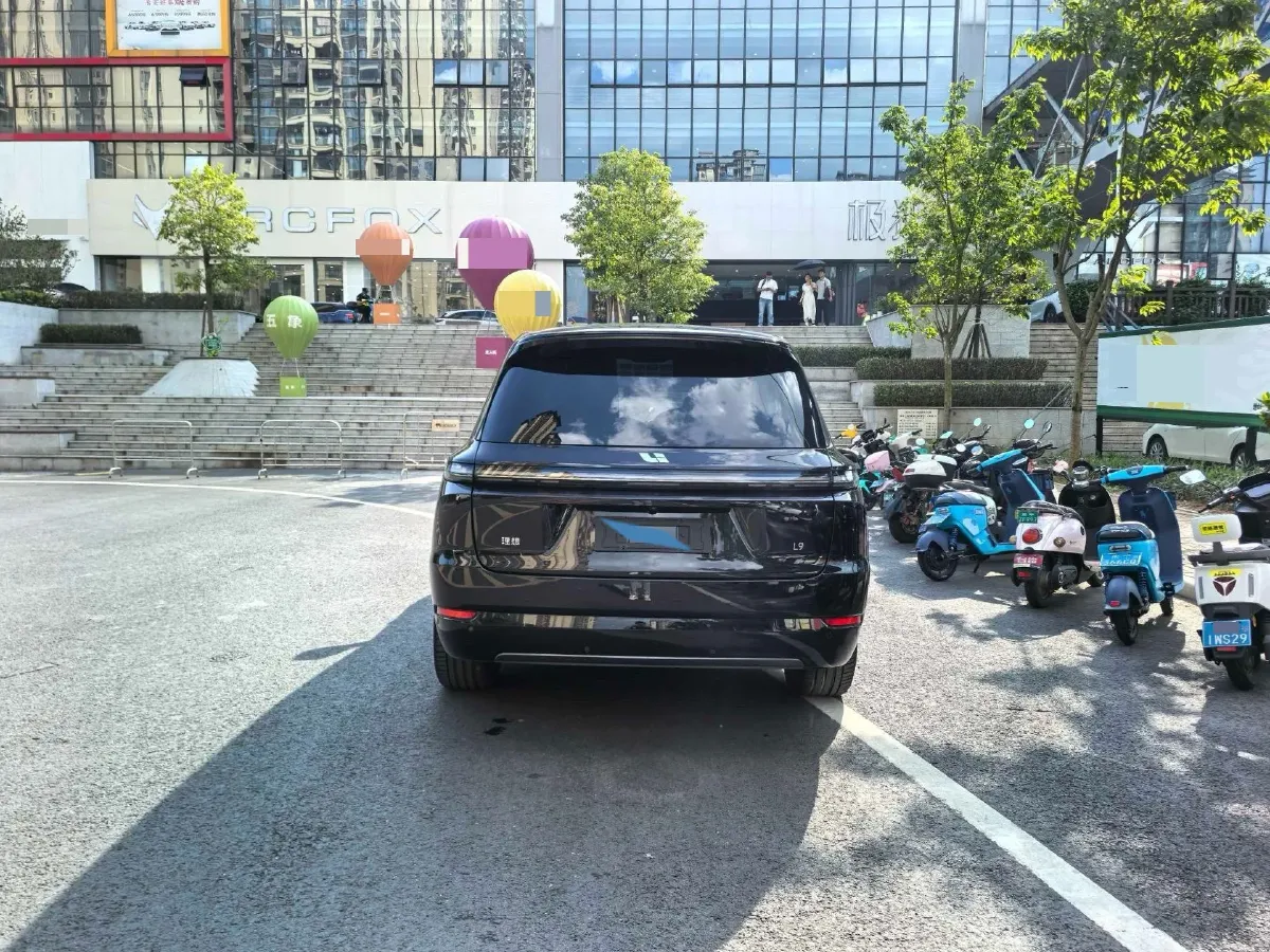 2022 Li L9 Range Extended 154HP REEV 42.6KWH,autocango,china used car exporter,china ev exporter,chinese used car exporter,chinese used ev exporter