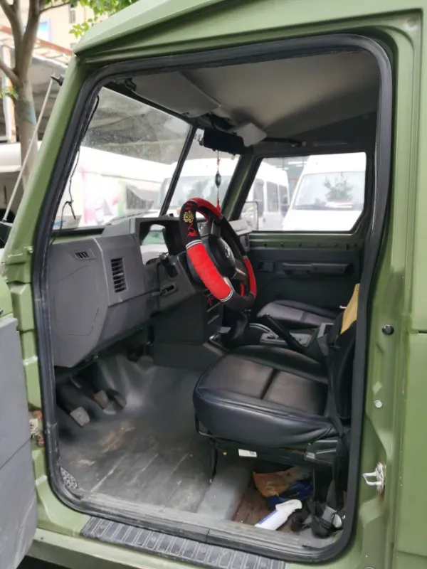 2019 MAXUS XinTu V80 2.5T 136HP L4 6MT,autocango,china used car exporter,china ev exporter,chinese used car exporter,chinese used ev exporter