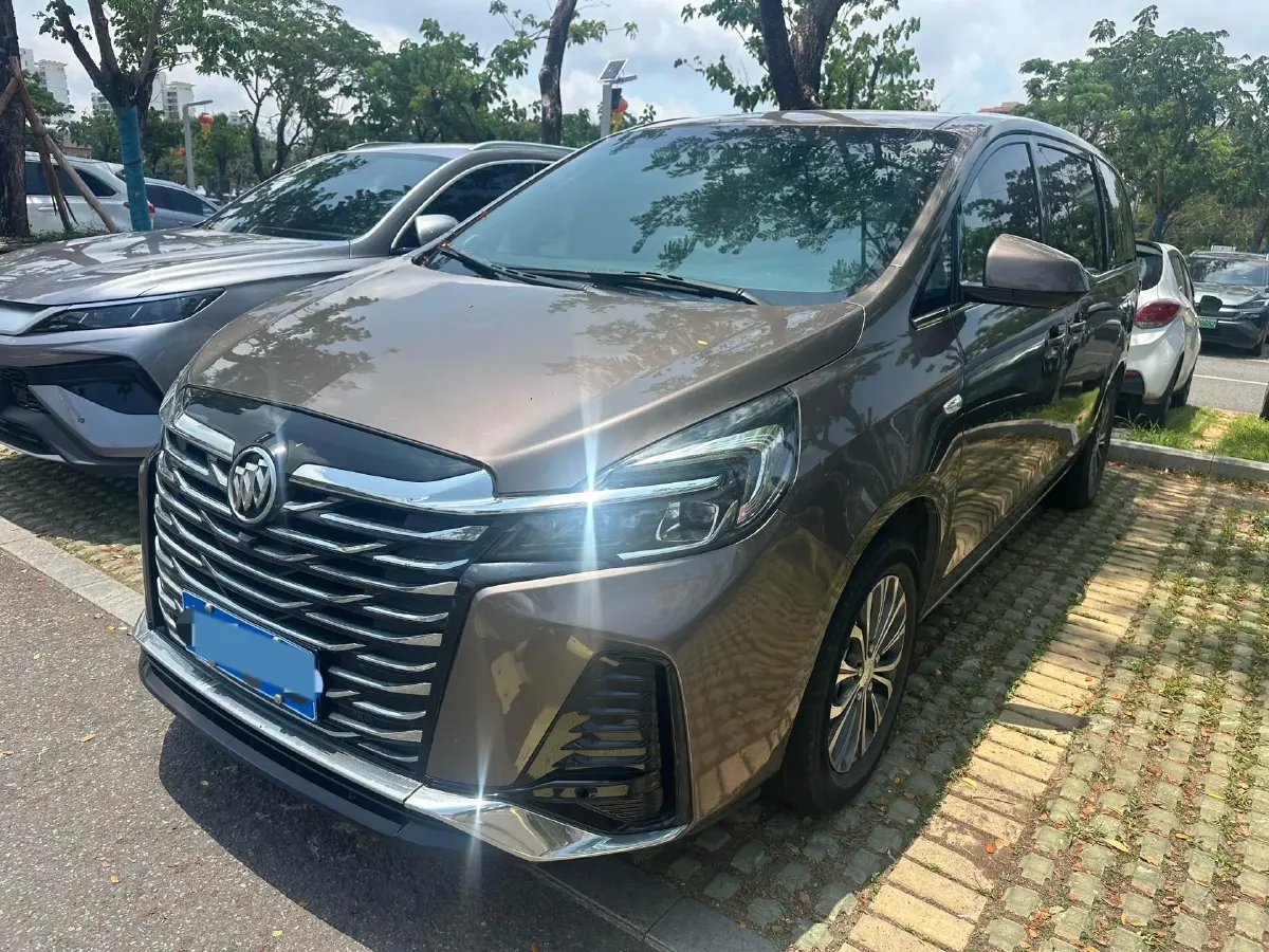 2022 Buick GL8 2.0T 237HP L4 9AT,autocango,china used car exporter,china ev exporter,chinese used car exporter,chinese used ev exporter