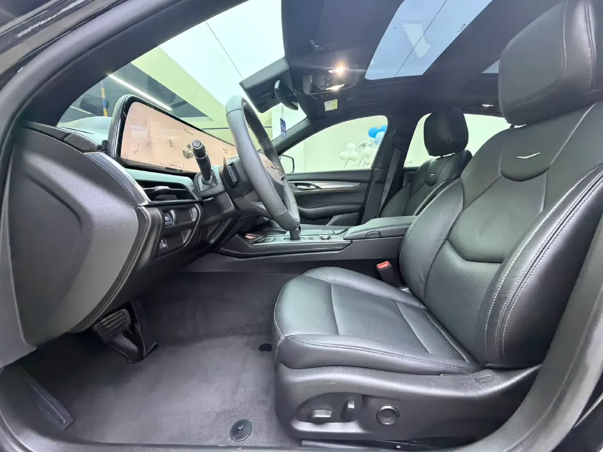 2024 Cadillac CT5 2.0T 237HP L4 10AT,autocango,china used car exporter,china ev exporter,chinese used car exporter,chinese used ev exporter