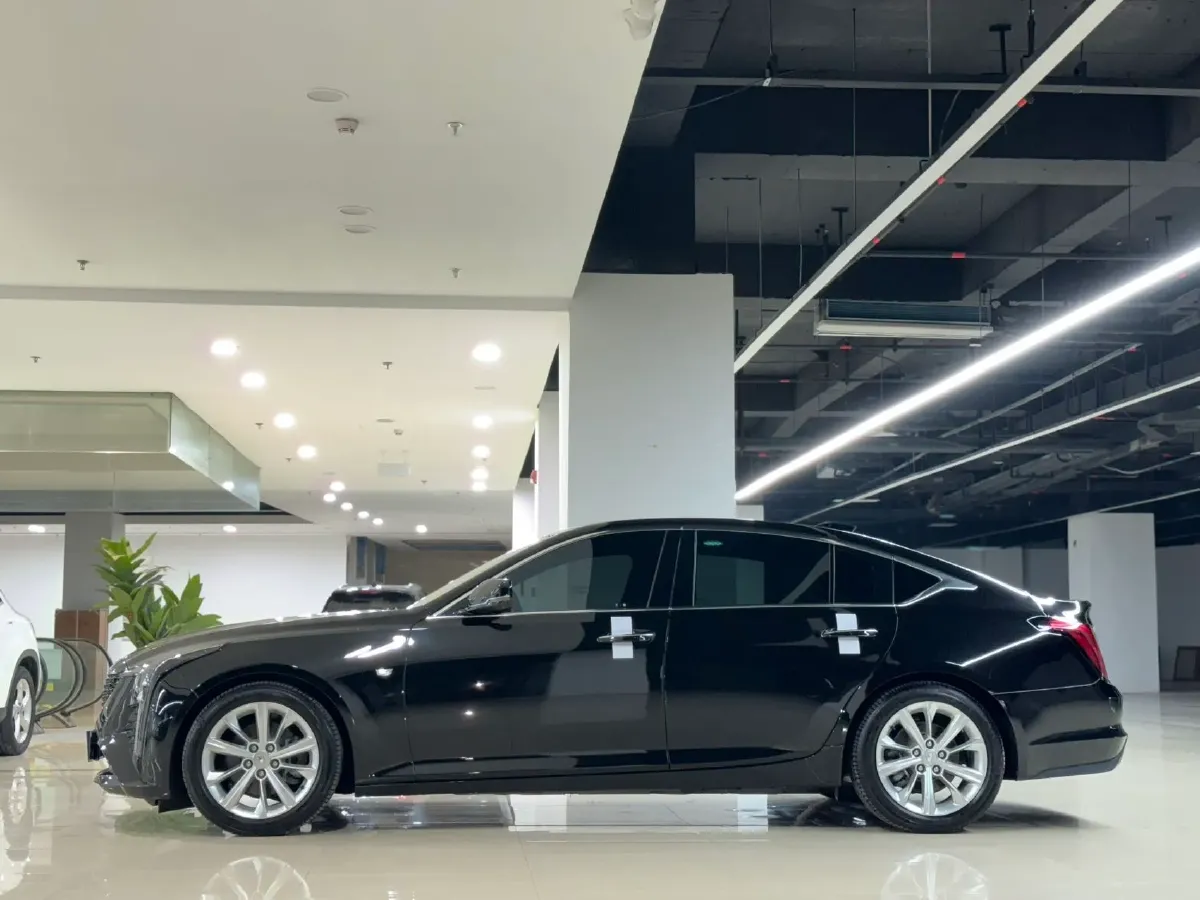 2024 Cadillac CT5 2.0T 237HP L4 10AT,autocango,china used car exporter,china ev exporter,chinese used car exporter,chinese used ev exporter
