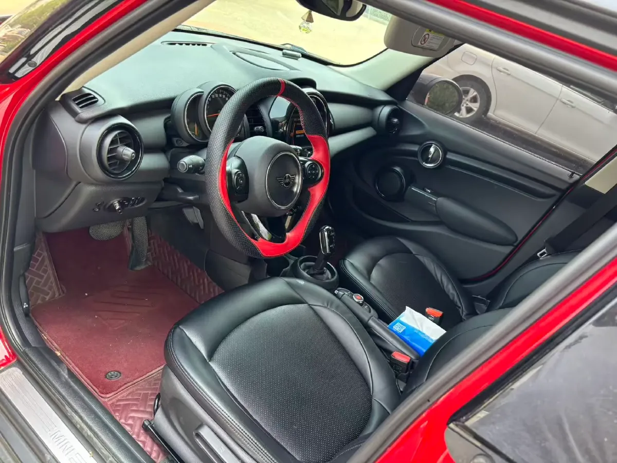 2019 MINI MINI 1.5T 102HP L3 7DCT,autocango,china used car exporter,china ev exporter,chinese used car exporter,chinese used ev exporter