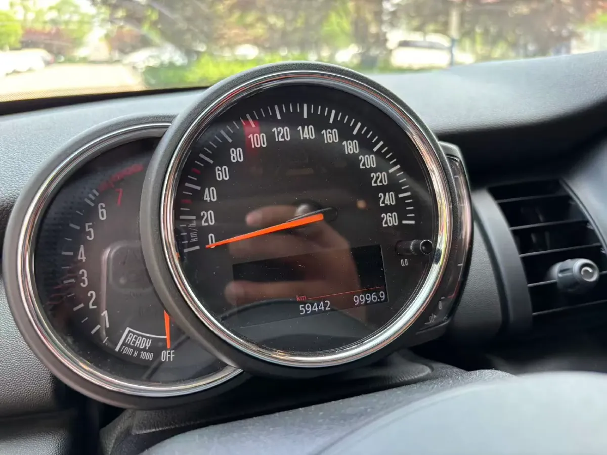 2019 MINI MINI 1.5T 102HP L3 7DCT,autocango,china used car exporter,china ev exporter,chinese used car exporter,chinese used ev exporter