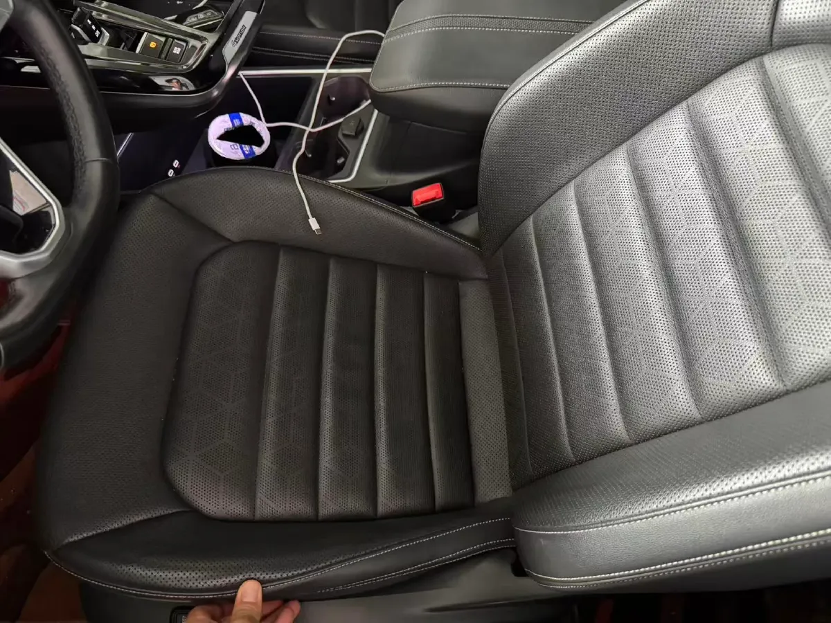 2025 Volkswagen Tayron 1.5T 160HP L4 7DCT,autocango,china used car exporter,china ev exporter,chinese used car exporter,chinese used ev exporter