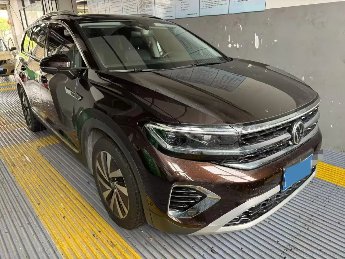 2025 Volkswagen Tayron 1.5T 160HP L4 7DCT,autocango,china used car exporter,china ev exporter,chinese used car exporter,chinese used ev exporter