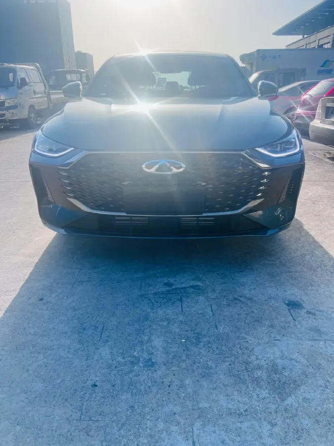 2025 Chery Arrizo 8 Pro 1.6T 197HP L4 7DCT,autocango,china used car exporter,china ev exporter,chinese used car exporter,chinese used ev exporter