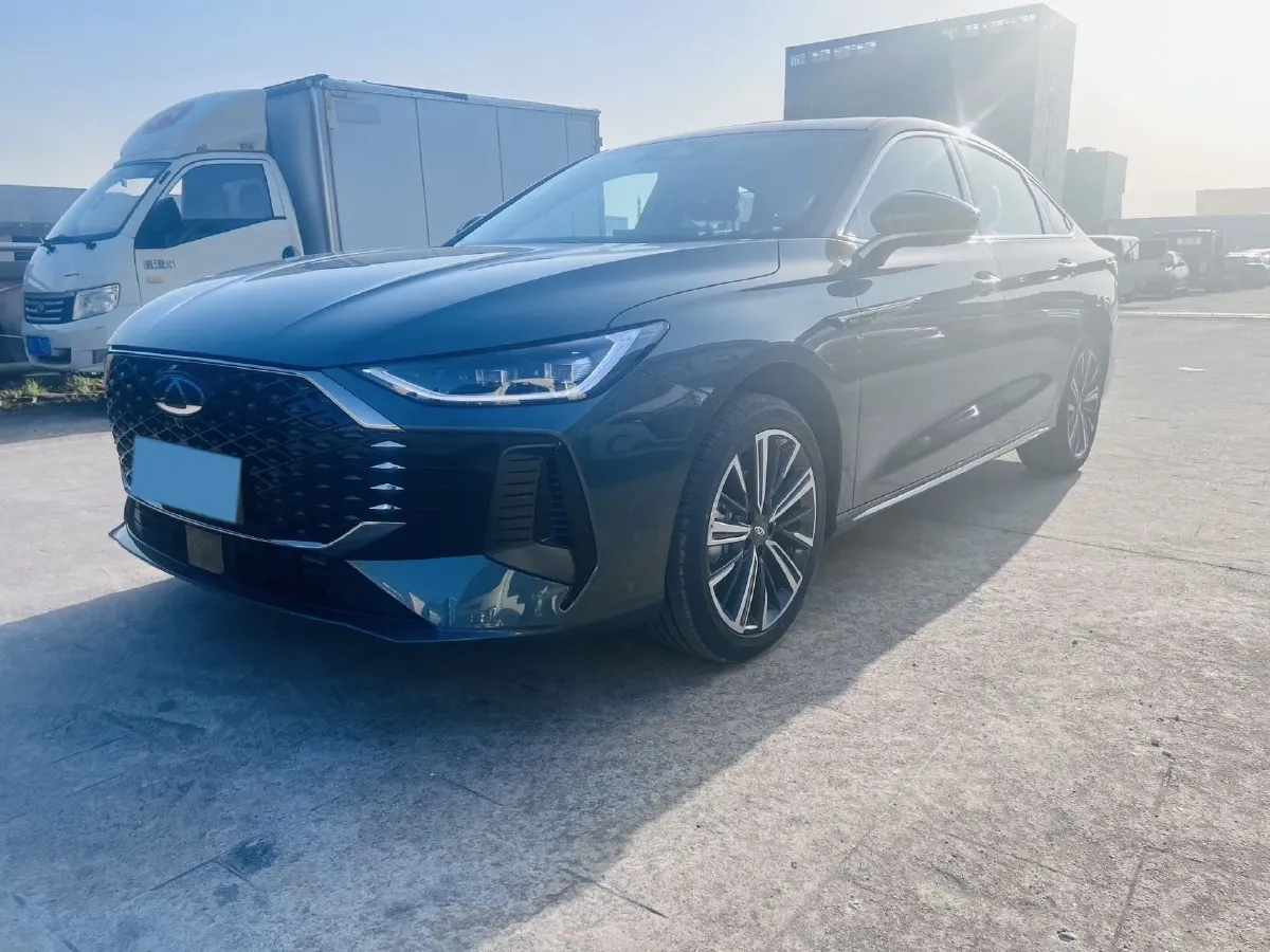 2025 Chery Arrizo 8 Pro 1.6T 197HP L4 7DCT,autocango,china used car exporter,china ev exporter,chinese used car exporter,chinese used ev exporter