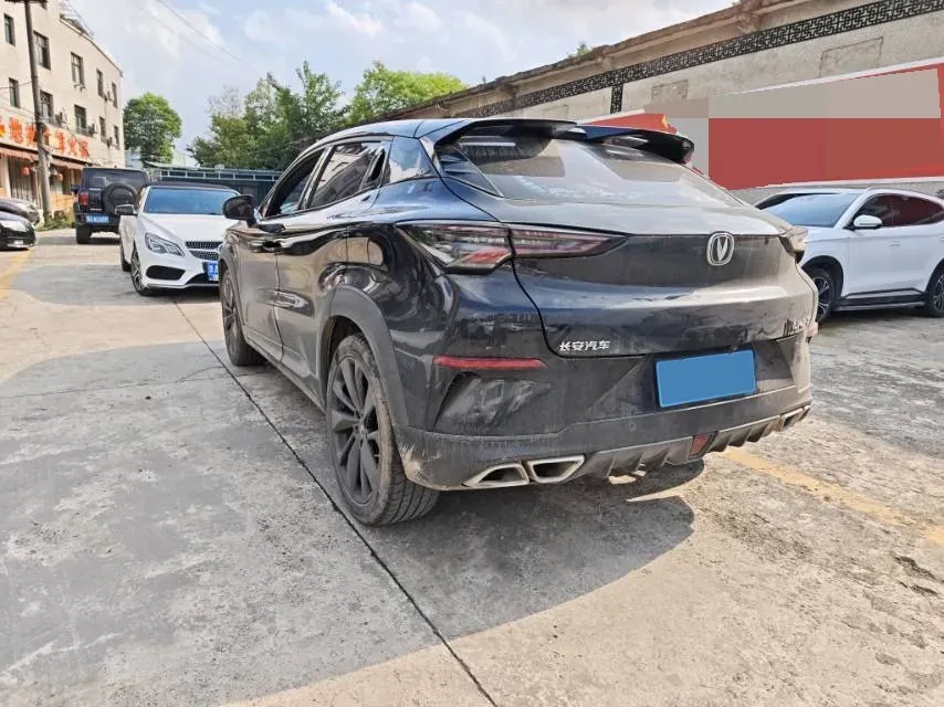 2020 ChangAn UNI-T 1.5T 180HP L4 7DCT,autocango,china used car exporter,china ev exporter,chinese used car exporter,chinese used ev exporter