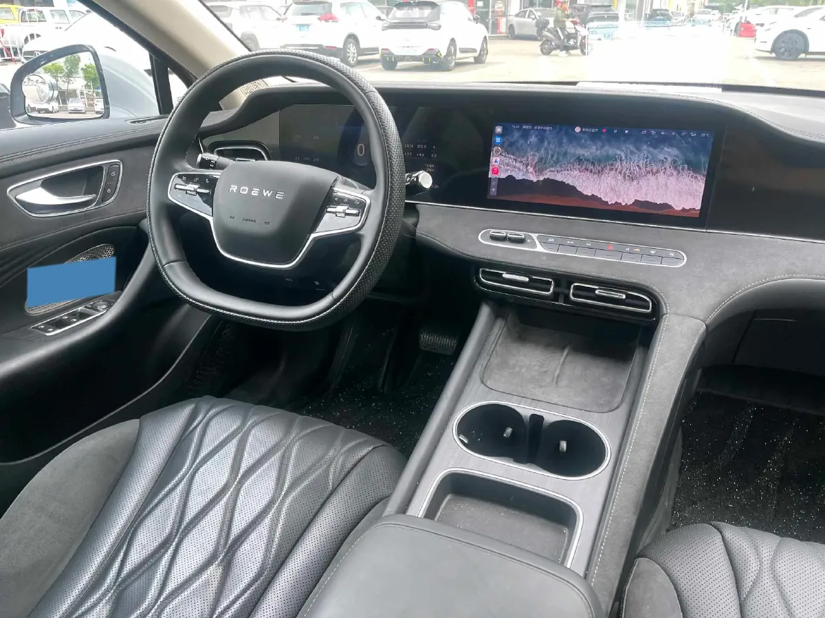 2023 Roewe D7 1.5L 112HP L4 1DHT PHEV 21.4KWH,autocango,china used car exporter,china ev exporter,chinese used car exporter,chinese used ev exporter