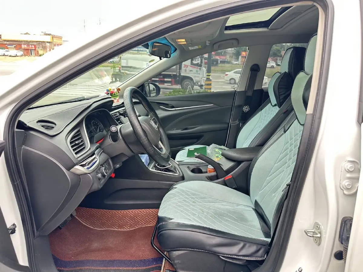 2021 Buick Excelle 1.5L 113HP L4 6AT,autocango,china used car exporter,china ev exporter,chinese used car exporter,chinese used ev exporter