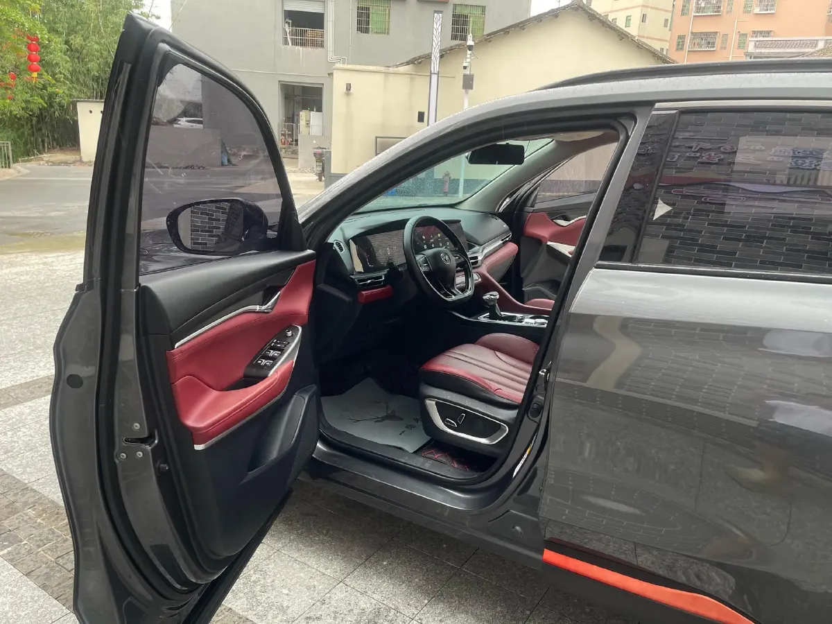 2020 ChangAn CS75 Plus 1.5T 178HP L4 6AT,autocango,china used car exporter,china ev exporter,chinese used car exporter,chinese used ev exporter