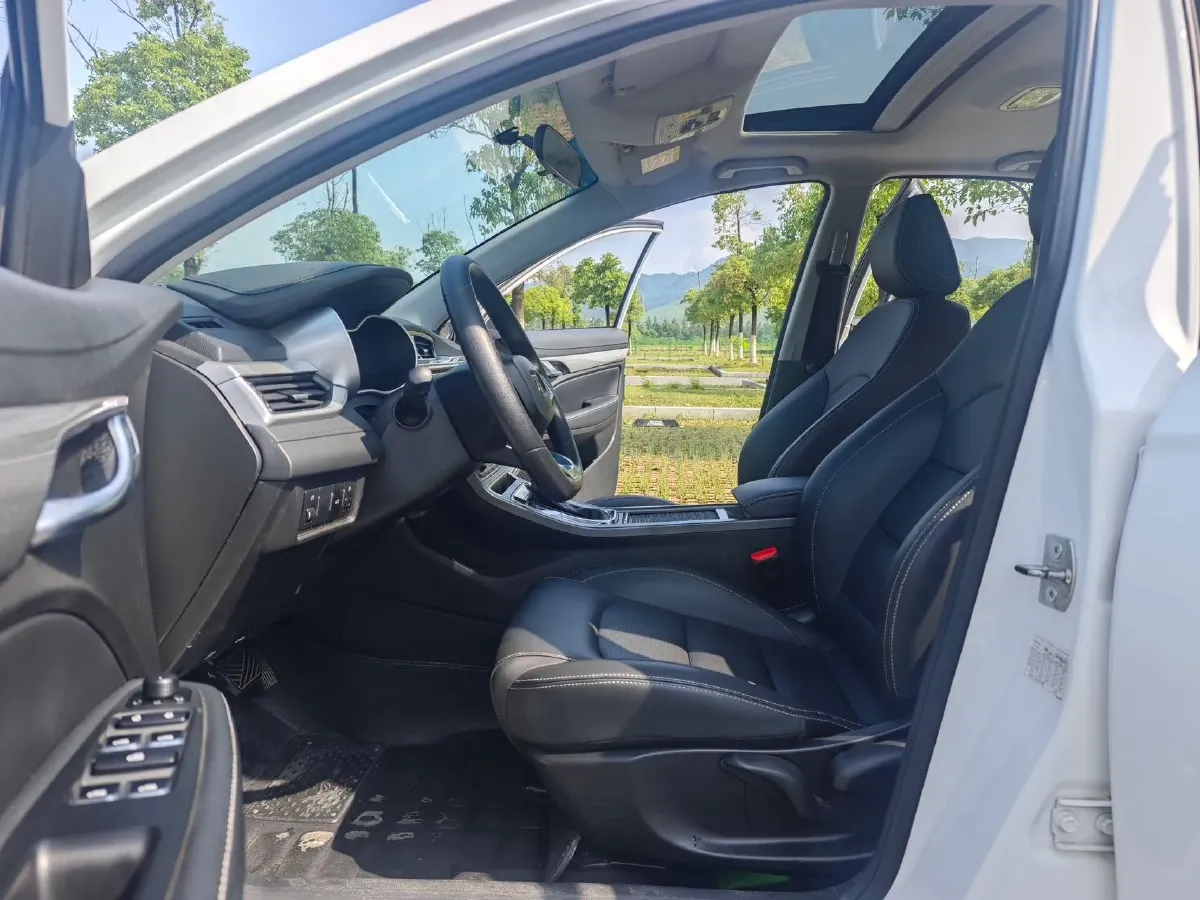 2020 Geely Emgrand 1.5L 109HP L4 CVT,autocango,china used car exporter,china ev exporter,chinese used car exporter,chinese used ev exporter