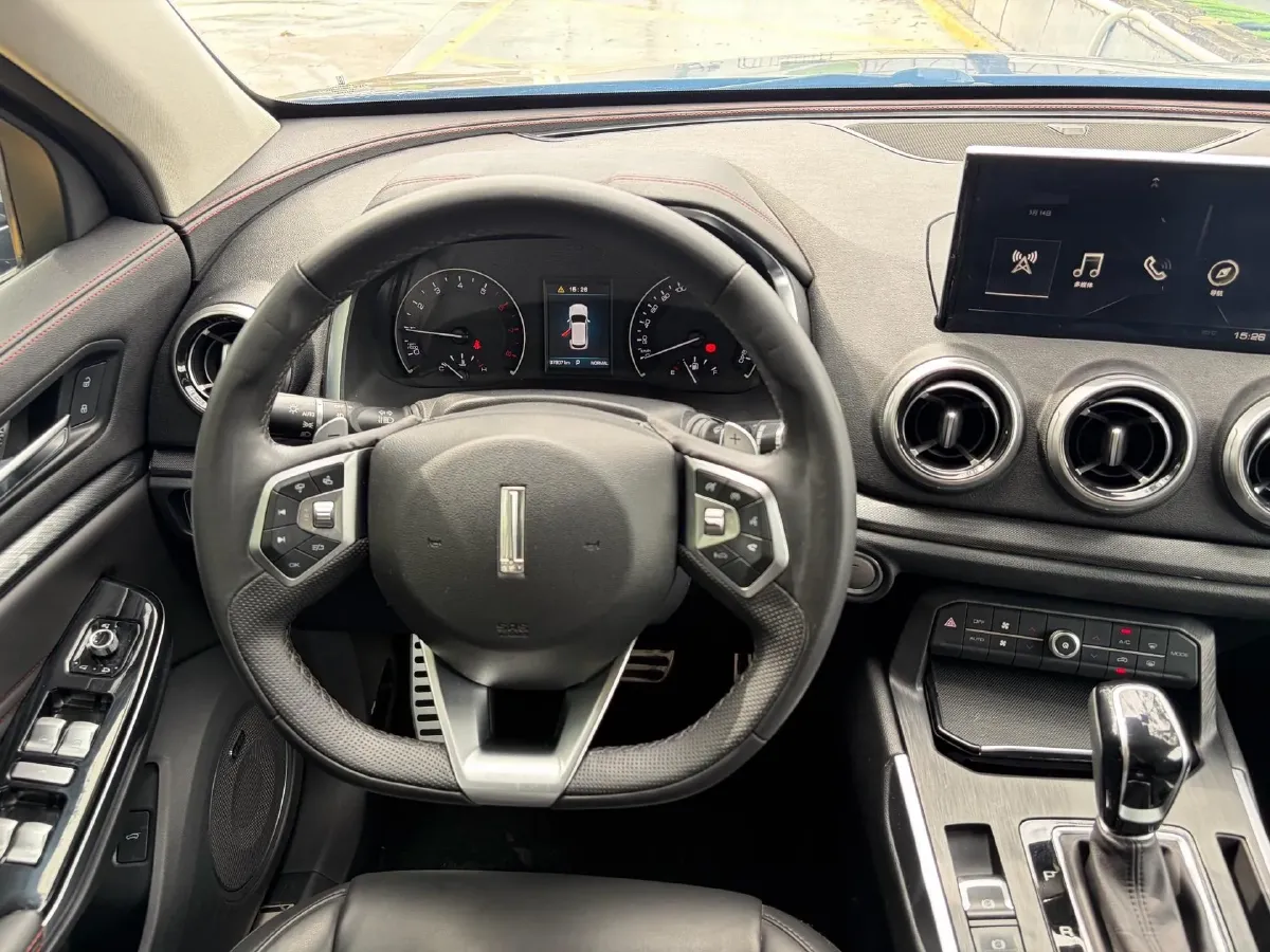 2019 WEY VV5 2.0T 224HP L4 7DCT,autocango,china used car exporter,china ev exporter,chinese used car exporter,chinese used ev exporter