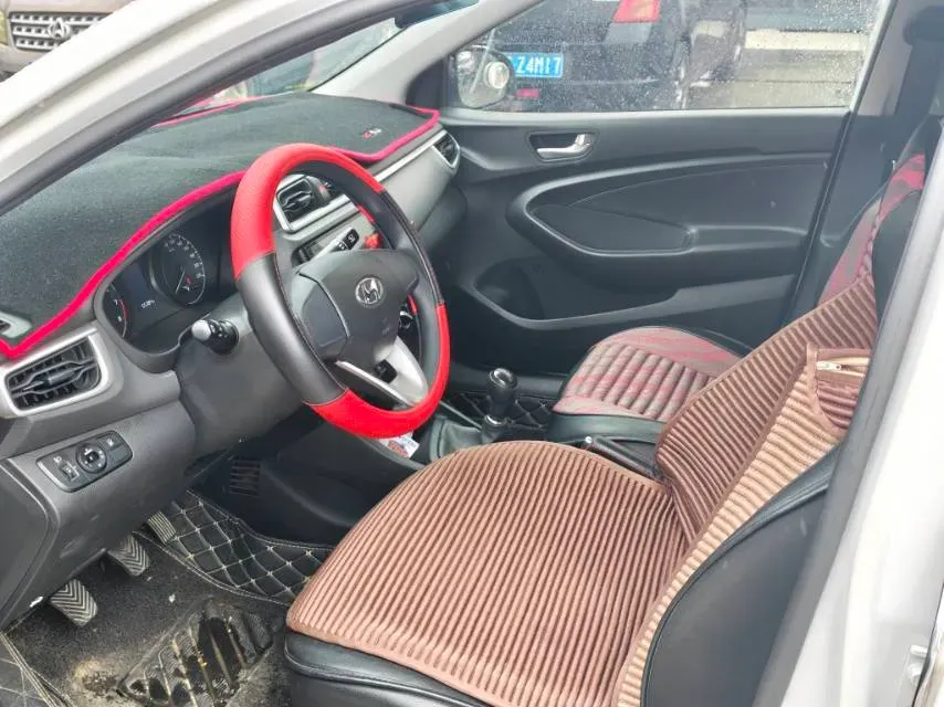 2020 Hyundai Reina 1.4L 95HP L4 5MT,autocango,china used car exporter,china ev exporter,chinese used car exporter,chinese used ev exporter