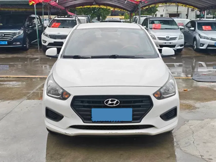 2020 Hyundai Reina 1.4L 95HP L4 5MT,autocango,china used car exporter,china ev exporter,chinese used car exporter,chinese used ev exporter