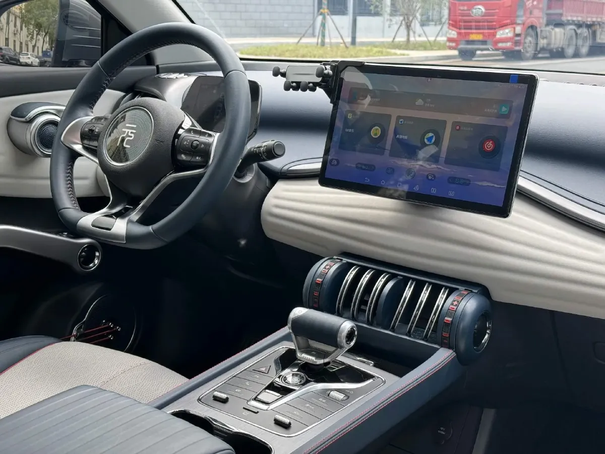 2022 Foton Grand General G7 2.0T 238HP L4 8AT,autocango,china used car exporter,china ev exporter,chinese used car exporter,chinese used ev exporter
