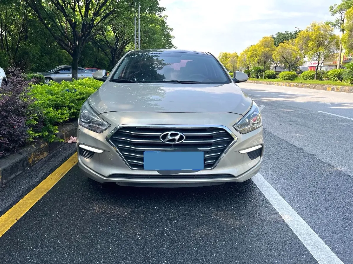 2019 Hyundai Mistra 1.6T 175HP L4 7DCT,autocango,china used car exporter,china ev exporter,chinese used car exporter,chinese used ev exporter