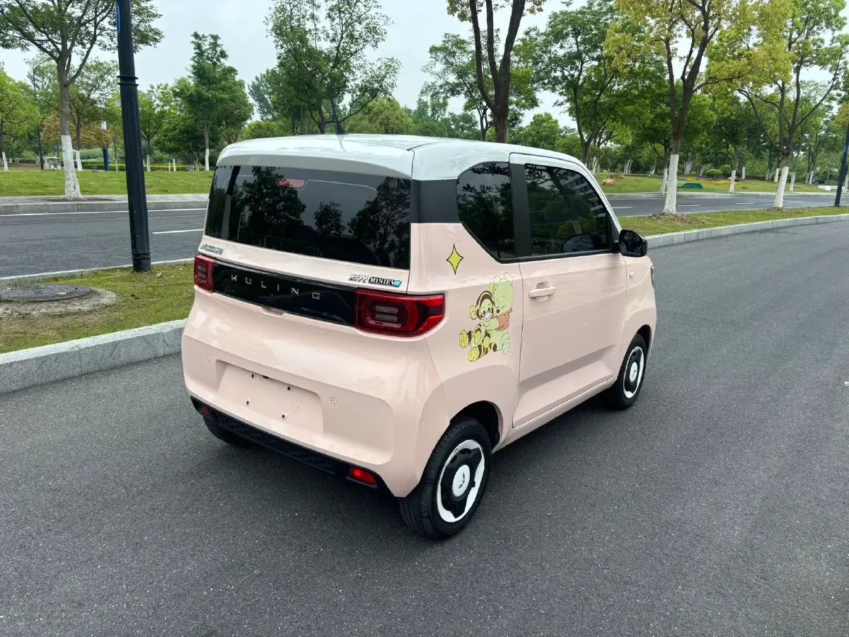 2021 WuLing HongGuang MINI EV BEV 13.9KWH,autocango,china used car exporter,china ev exporter,chinese used car exporter,chinese used ev exporter