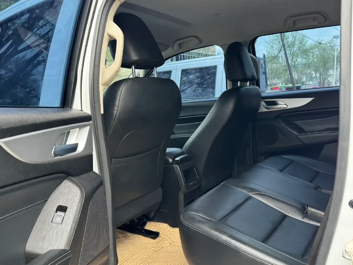 2021 Great Wall Poer 2.0T 163HP L4 6MT,autocango,china used car exporter,china ev exporter,chinese used car exporter,chinese used ev exporter
