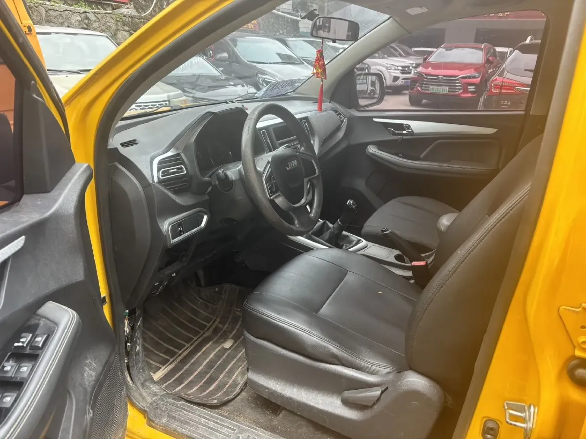2018 Isuzu RE-MAX Jim 2.8T 116HP L4 5MT,autocango,china used car exporter,china ev exporter,chinese used car exporter,chinese used ev exporter