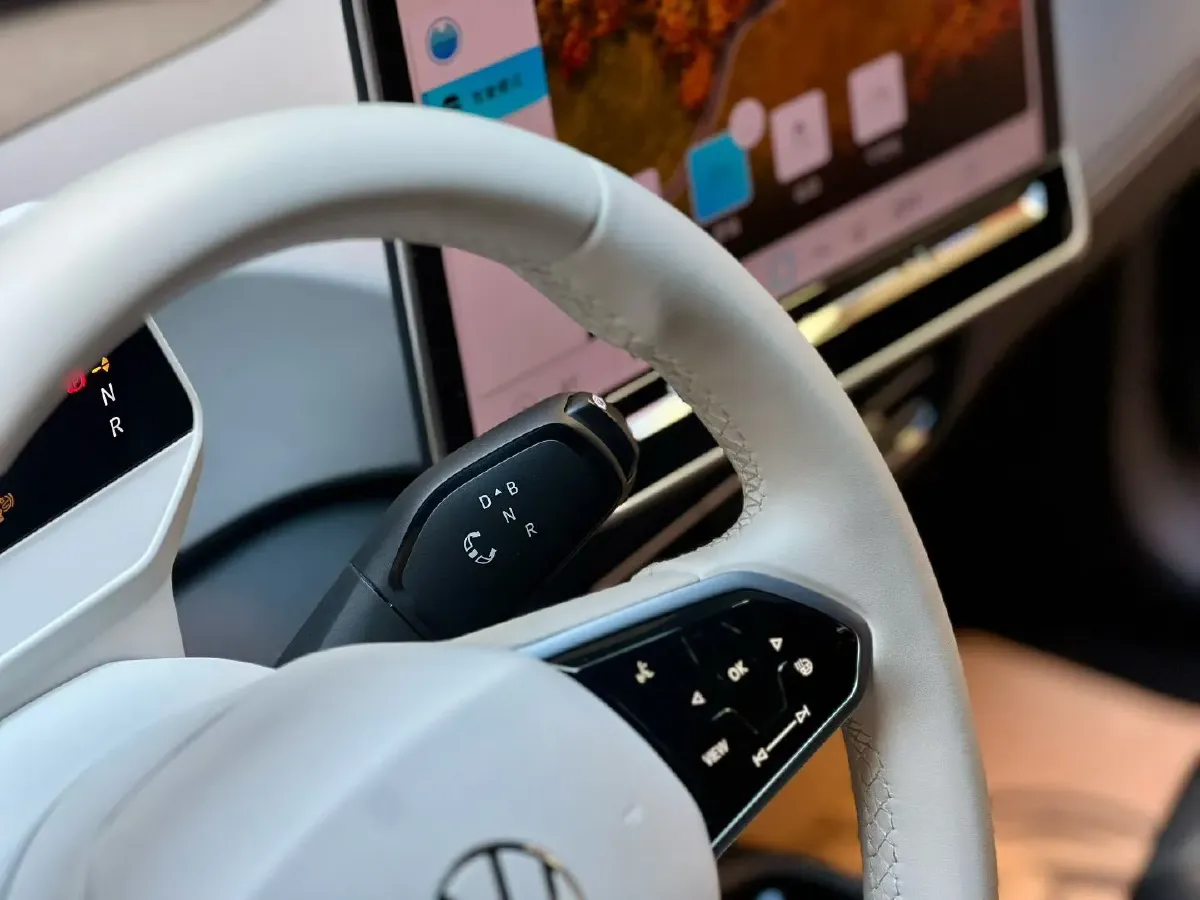 2025 Volkswagen ID.3 BEV 52.8KWH,autocango,china used car exporter,china ev exporter,chinese used car exporter,chinese used ev exporter