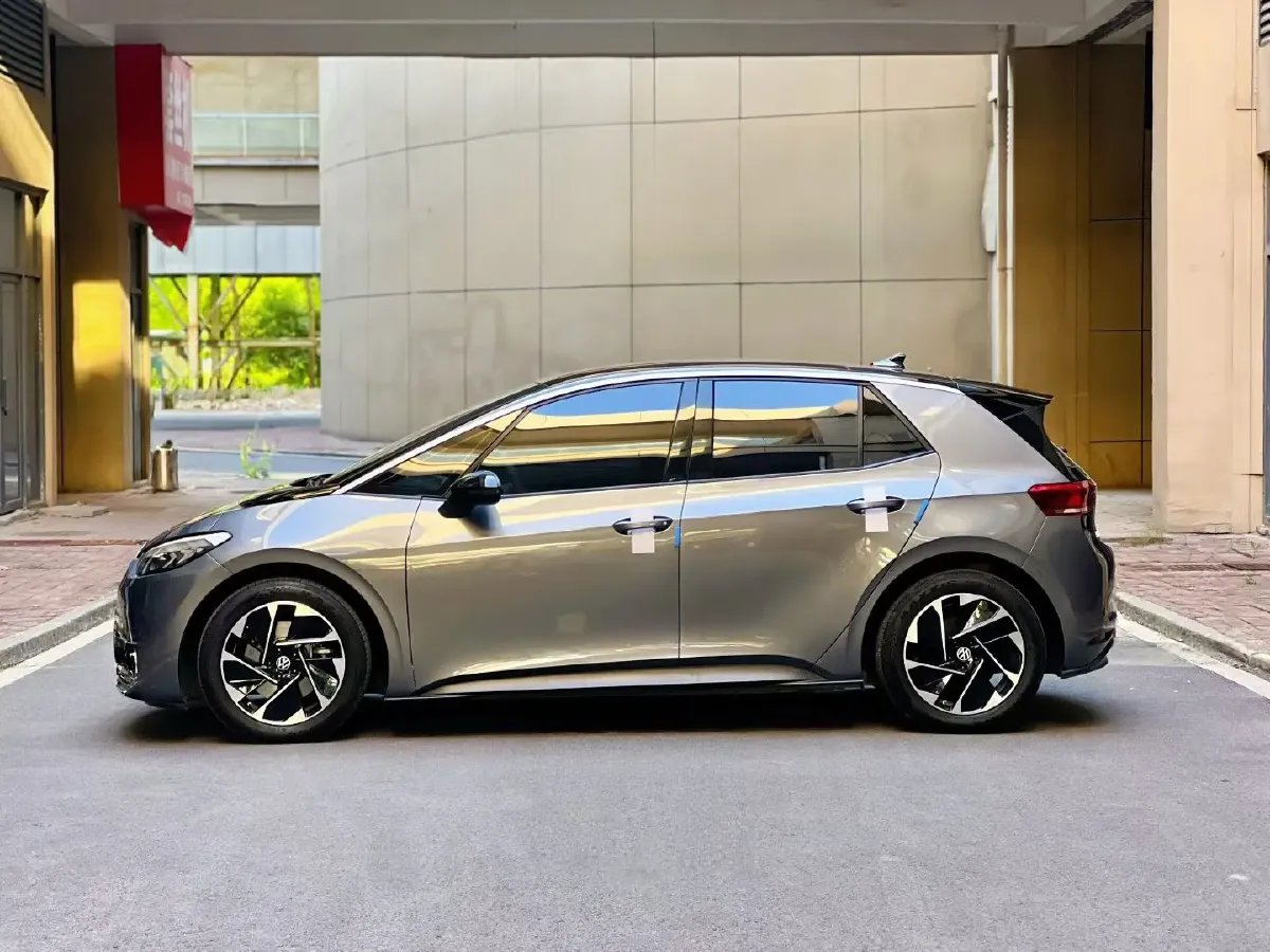 2025 Volkswagen ID.3 BEV 52.8KWH,autocango,china used car exporter,china ev exporter,chinese used car exporter,chinese used ev exporter