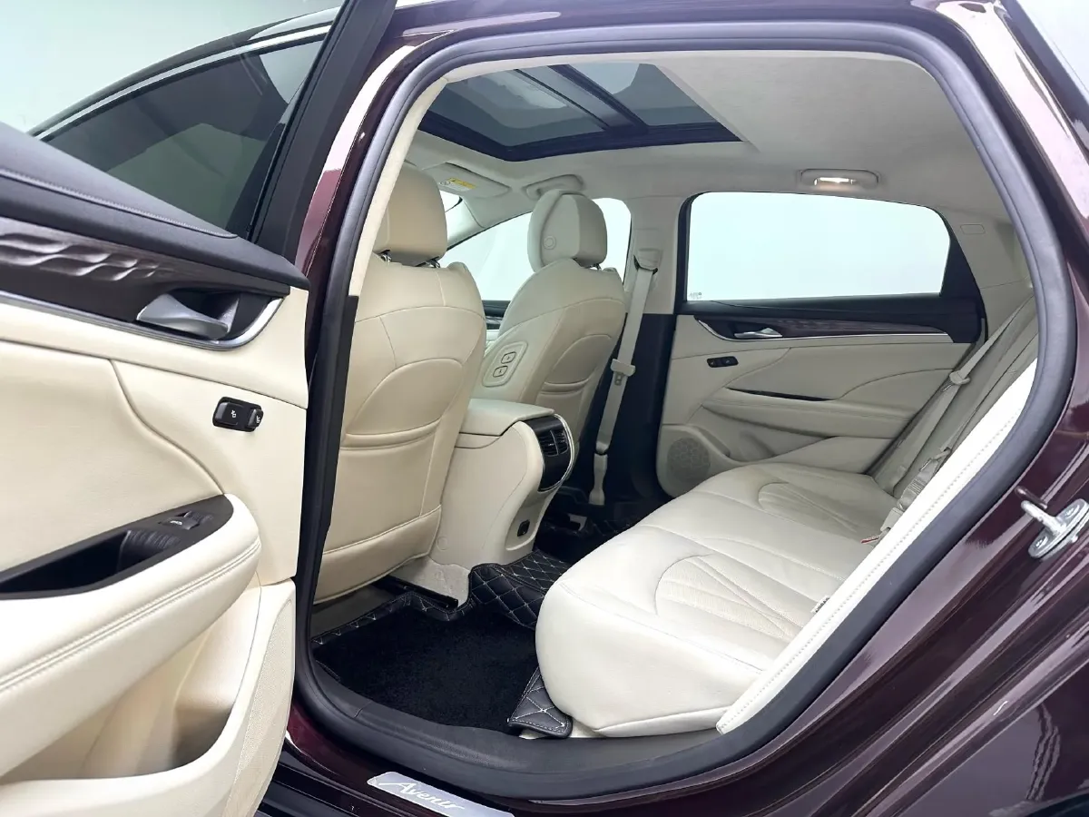 2021 Buick Larcosse 2.0T 237HP L4 9AT,autocango,china used car exporter,china ev exporter,chinese used car exporter,chinese used ev exporter