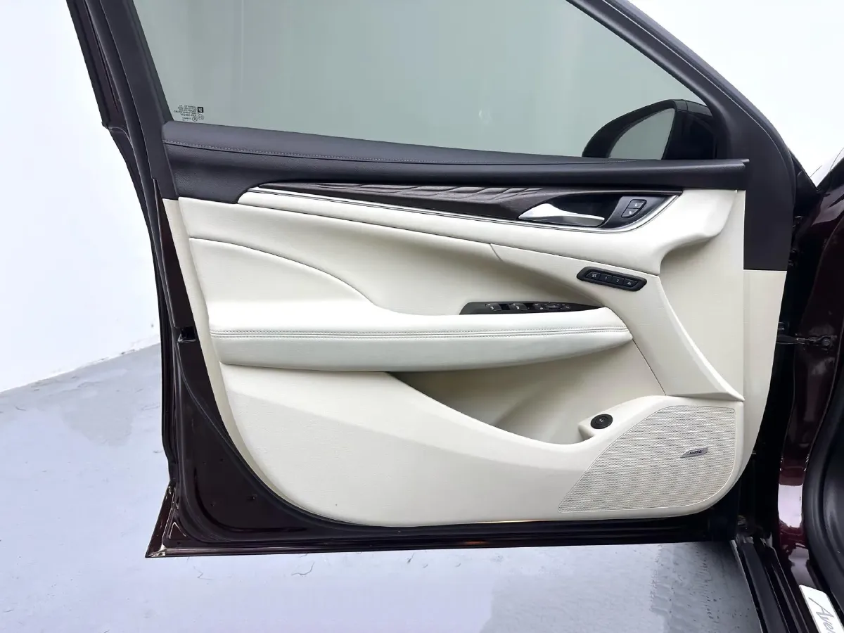 2021 Buick Larcosse 2.0T 237HP L4 9AT,autocango,china used car exporter,china ev exporter,chinese used car exporter,chinese used ev exporter