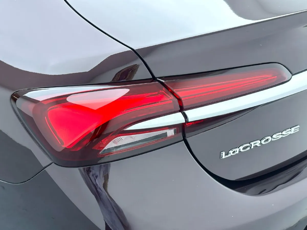 2021 Buick Larcosse 2.0T 237HP L4 9AT,autocango,china used car exporter,china ev exporter,chinese used car exporter,chinese used ev exporter