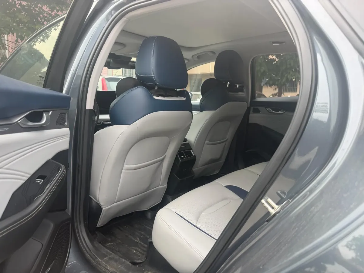 2021 Geely Preface 2.0T 190HP L4 7DCT,autocango,china used car exporter,china ev exporter,chinese used car exporter,chinese used ev exporter