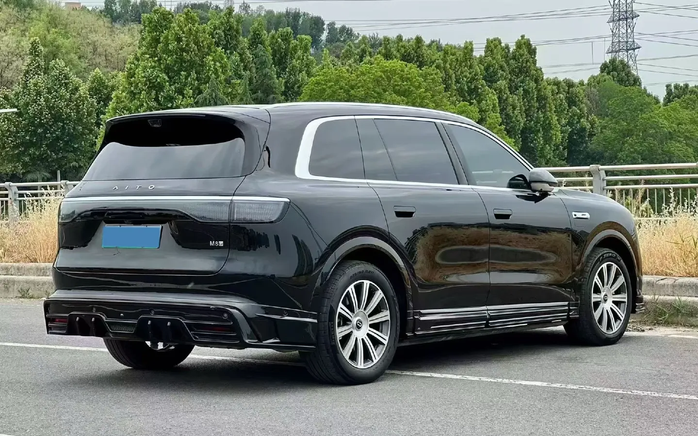 2025 AITO AITO M8 BEV,autocango,china used car exporter,china ev exporter,chinese used car exporter,chinese used ev exporter