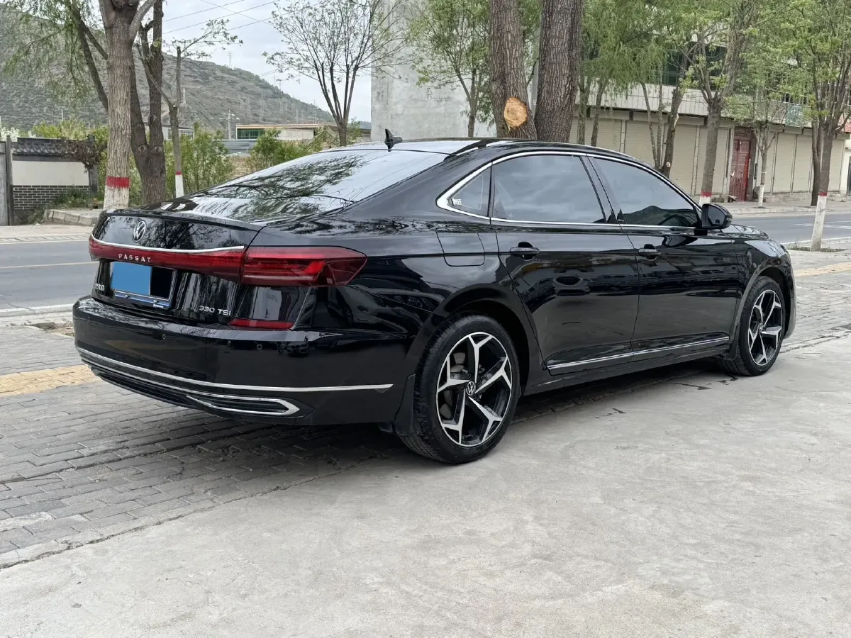 2023 Volkswagen Passat 2.0T 186HP L4 7DCT,autocango,china used car exporter,china ev exporter,chinese used car exporter,chinese used ev exporter