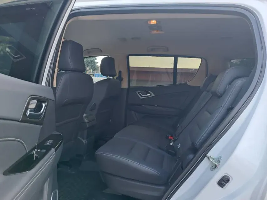 2020 Isuzu Mu-X 1.9T 166HP L4 6AT,autocango,china used car exporter,china ev exporter,chinese used car exporter,chinese used ev exporter