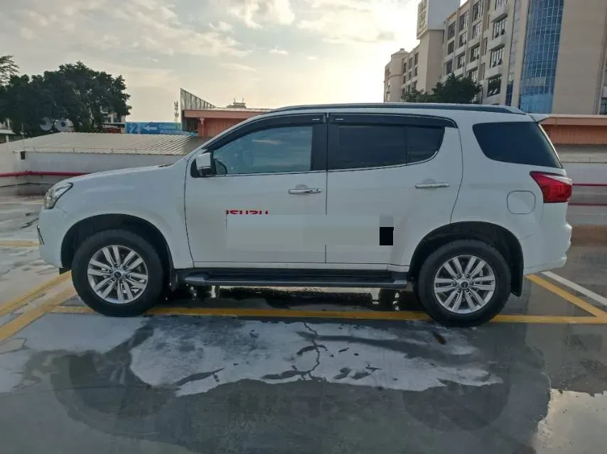 2020 Isuzu Mu-X 1.9T 166HP L4 6AT,autocango,china used car exporter,china ev exporter,chinese used car exporter,chinese used ev exporter