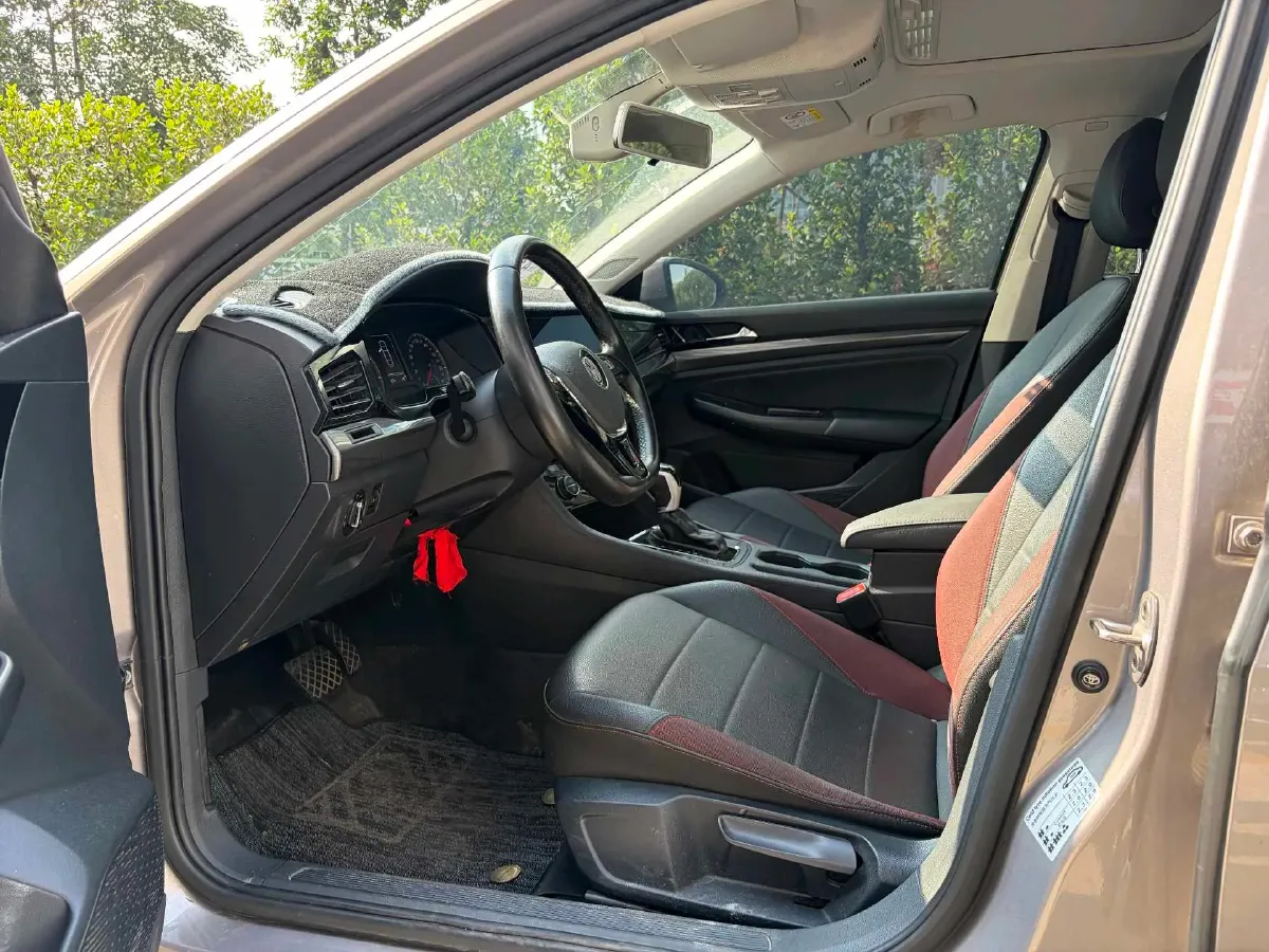 2019 HuangHai WeiLong 2.4T 218HP L4 6AT,autocango,china used car exporter,china ev exporter,chinese used car exporter,chinese used ev exporter