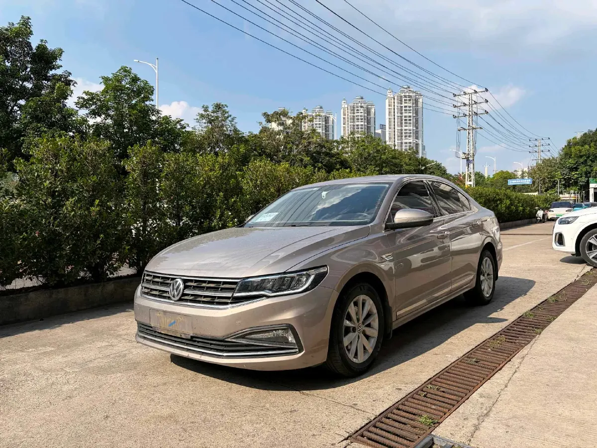 2019 HuangHai WeiLong 2.4T 218HP L4 6AT,autocango,china used car exporter,china ev exporter,chinese used car exporter,chinese used ev exporter