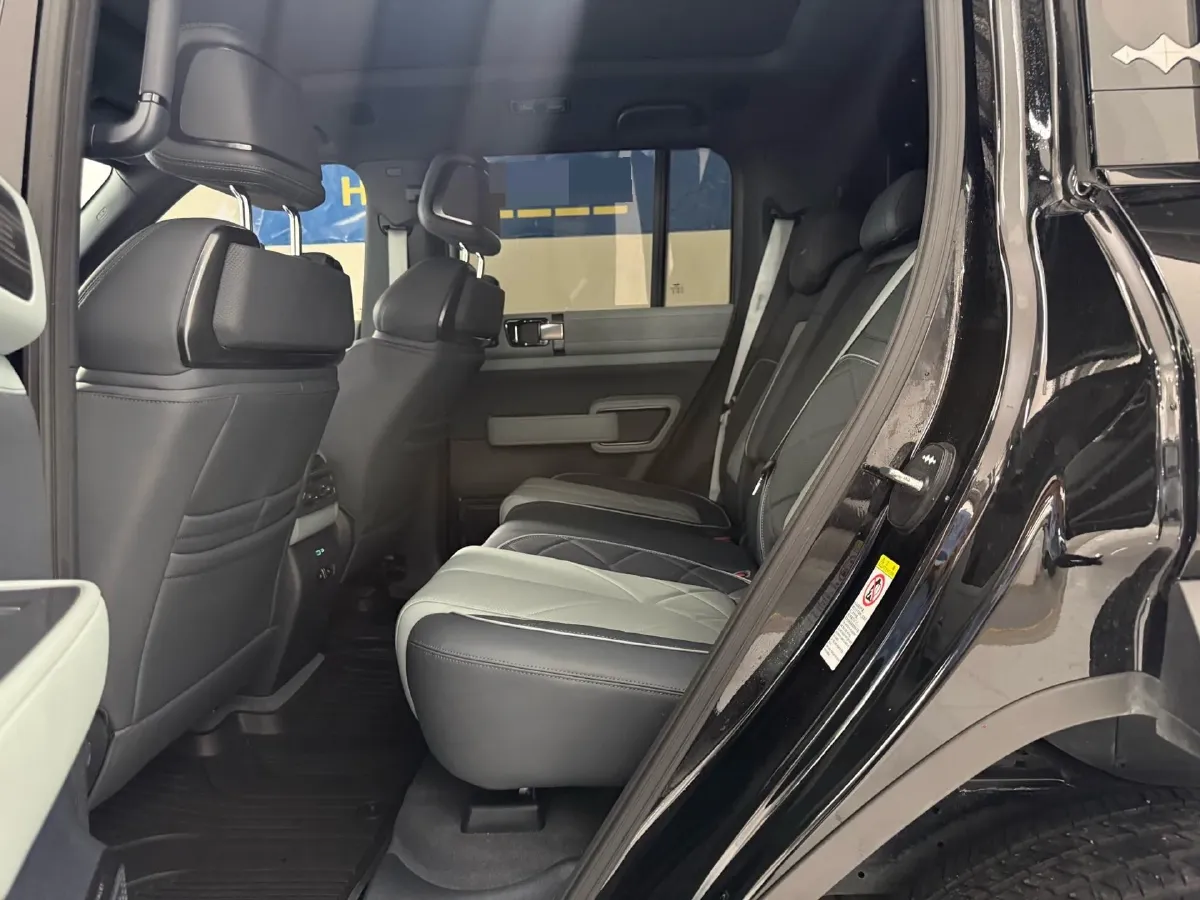 2023 FangChengBao Bao 5 1.5T 194HP L4 E-CVT PHEV 31.8KWH,autocango,china used car exporter,china ev exporter,chinese used car exporter,chinese used ev exporter