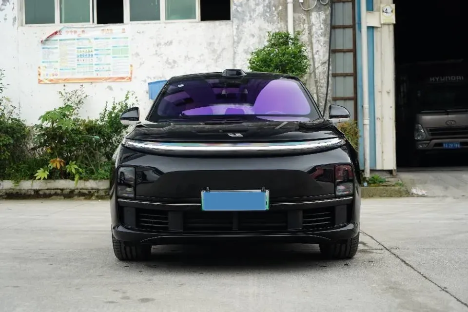 2024 Li L8 Range Extended 154HP REEV 42.8KWH,autocango,china used car exporter,china ev exporter,chinese used car exporter,chinese used ev exporter