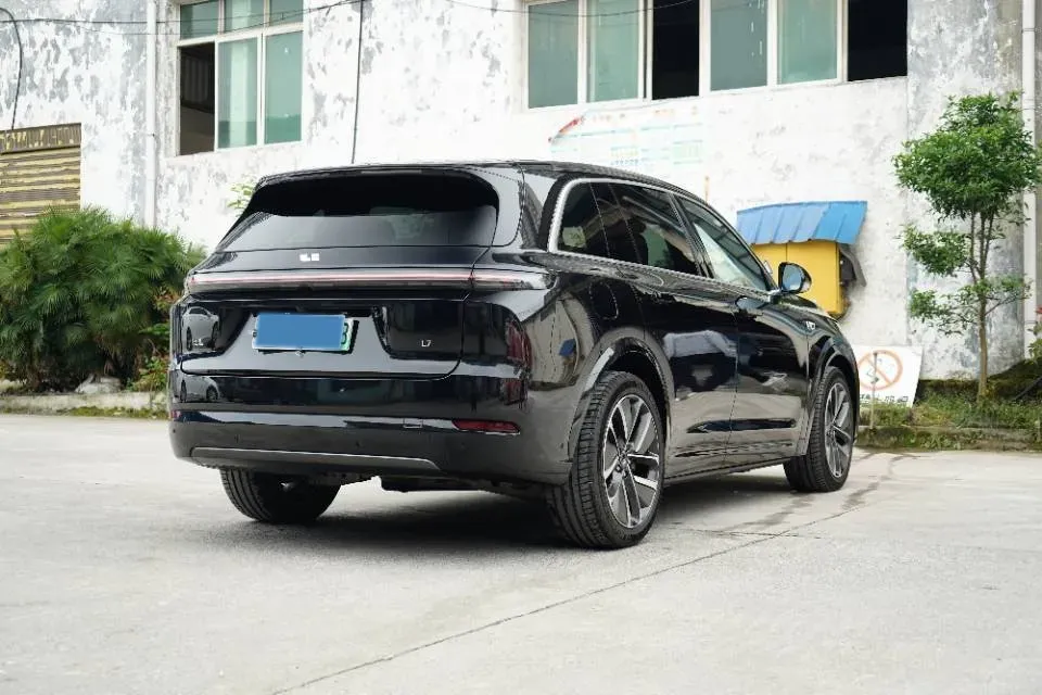 2024 Li L8 Range Extended 154HP REEV 42.8KWH,autocango,china used car exporter,china ev exporter,chinese used car exporter,chinese used ev exporter