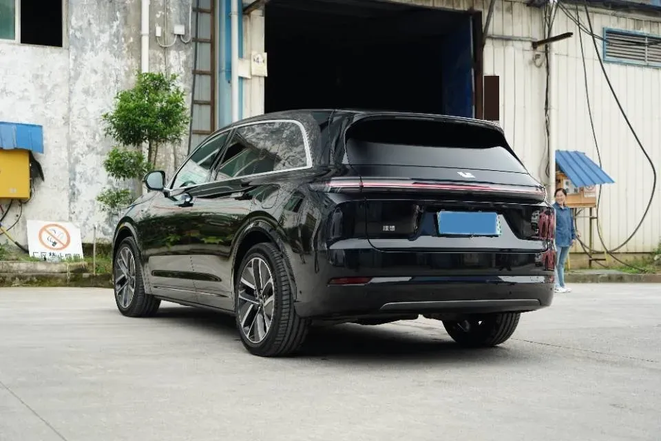 2024 Li L8 Range Extended 154HP REEV 42.8KWH,autocango,china used car exporter,china ev exporter,chinese used car exporter,chinese used ev exporter