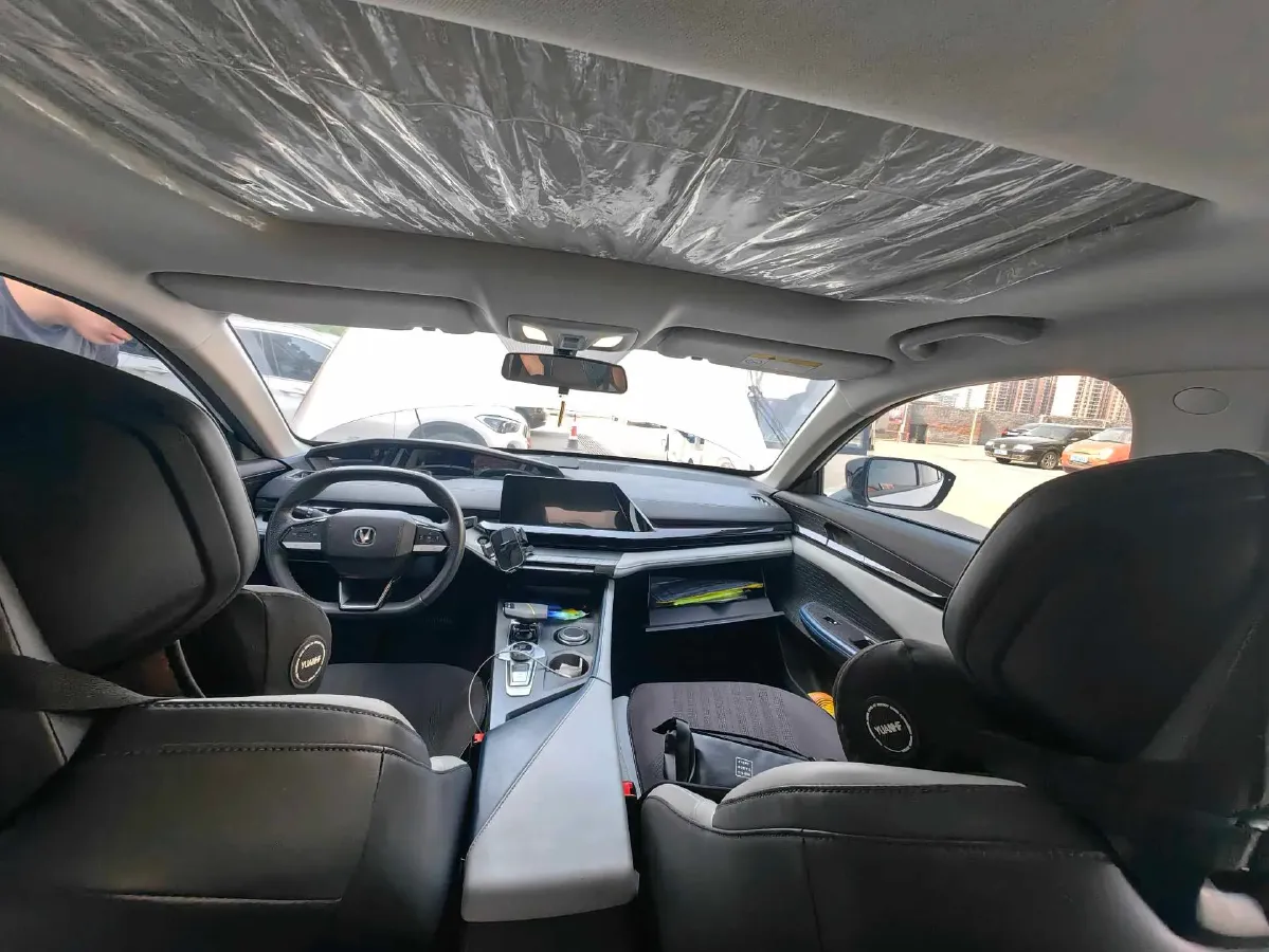 2023 ChangAn UNI-V iDD 1.5T 170HP L4 6TCT PHEV 18.4KWH,autocango,china used car exporter,china ev exporter,chinese used car exporter,chinese used ev exporter