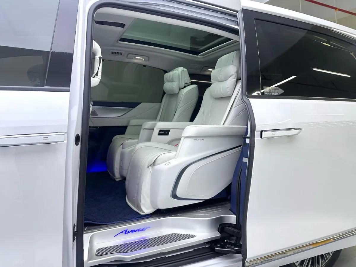2024 Buick GL8 1.5T 180HP L4 2DHT PHEV 24.4KWH,autocango,china used car exporter,china ev exporter,chinese used car exporter,chinese used ev exporter