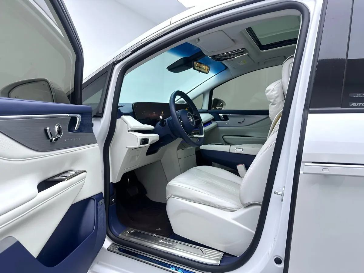 2024 Buick GL8 1.5T 180HP L4 2DHT PHEV 24.4KWH,autocango,china used car exporter,china ev exporter,chinese used car exporter,chinese used ev exporter