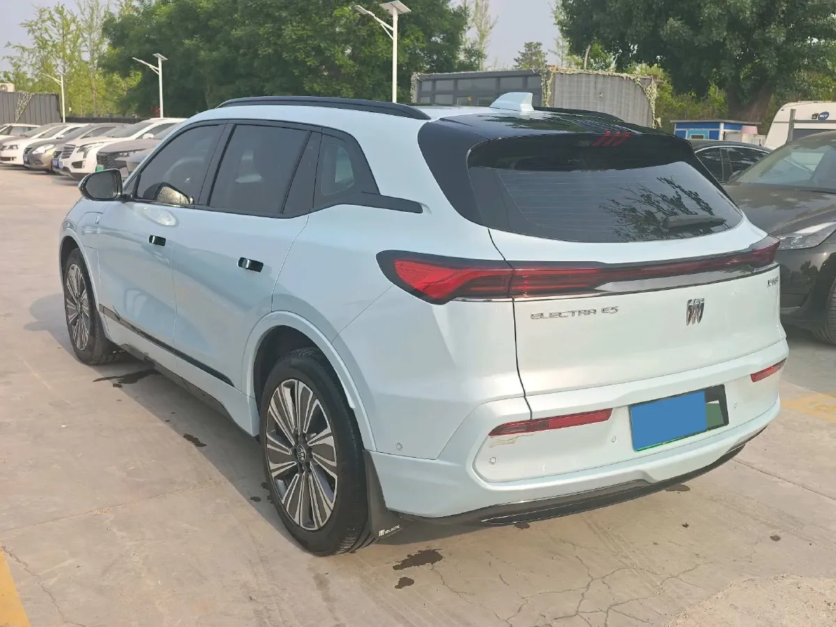 2023 Buick EnvisionPlus 1.5T 211HP L4 9AT,autocango,china used car exporter,china ev exporter,chinese used car exporter,chinese used ev exporter